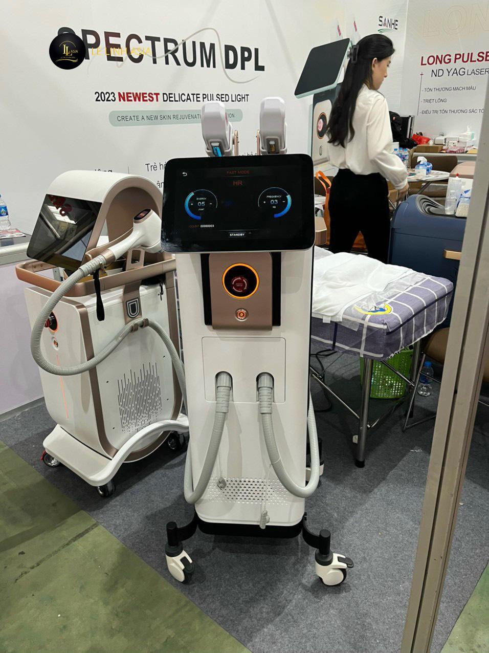 z4438531375159_7762048d0c6abdc3665a60ca0fdb1cbb